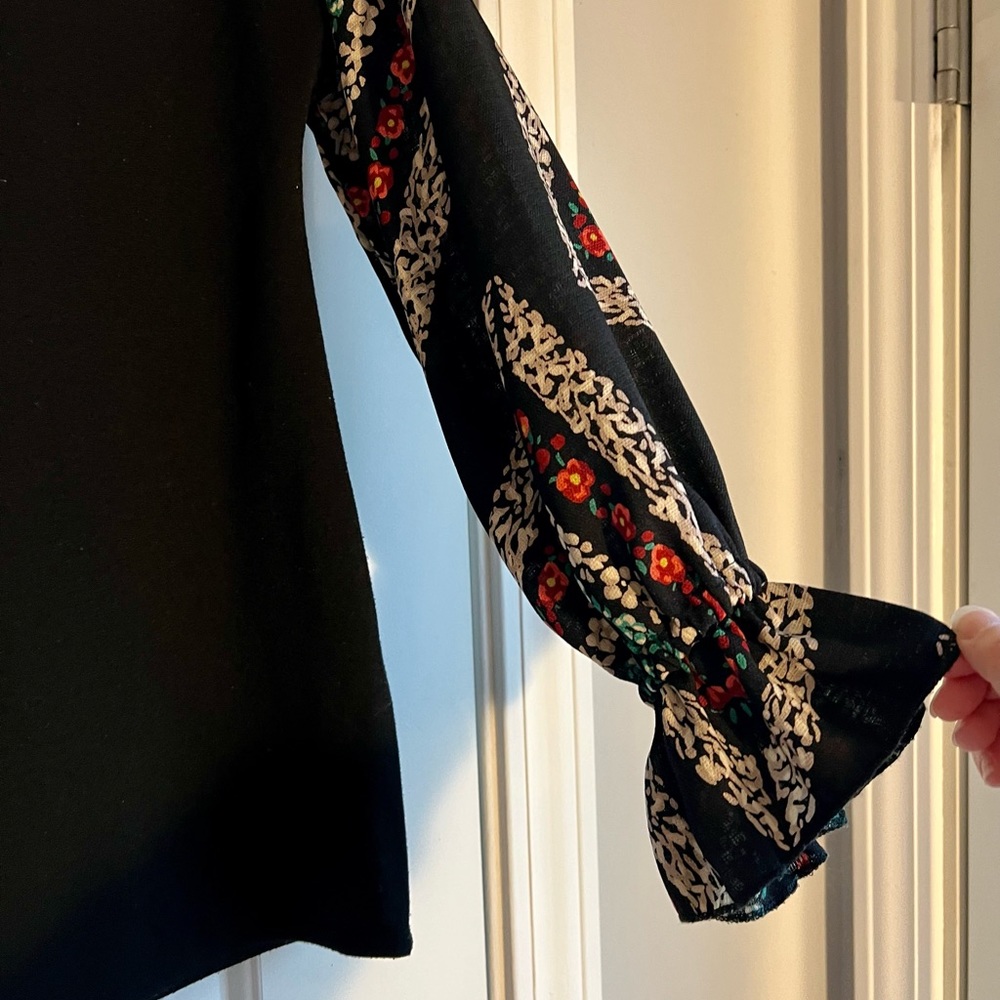 Black Blouse W/ Patterned Sleeve - image 2